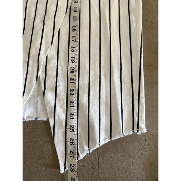 Wash Lab White & Black Vertical Stripe Skirt Size 28 Asymmetrical Hem - Picture 9 of 9
